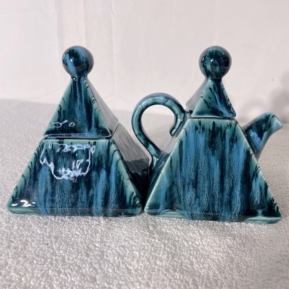 Handmade Blue Glaze Ceramic Pyramid Cream And Sugar Containers - Picture 6 of 11